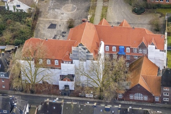Aerial view Friedrich-List-Berufskolleg in Hamm, Ruhr area, North Rhine-Westphalia, Germany, construction site, education, educational institution, DE, Europe, business park, Hamm, industrial area, college school, Lange Straße, teaching institute, aerial view, aerial photograph, aerial photography, aerial photography, Rhine-Ruhr metropolitan region, renovation, school, Spichernstraße, overview, bird's-eye view, bird's-eye view, overview