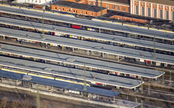 Aerial view Hamm main station in Hamm, Ruhr area, North Rhine-Westphalia, Germany, railway tracks, station, platform, DE, Deutsche Bahn AG, Europe, railway tracks, Hamm, Hamm (Westf) main station, Hbf, aerial view, aerial photograph, aerial photography, aerial photography, Rhine-Ruhr metropolitan region, overview, bird's-eye view, overview