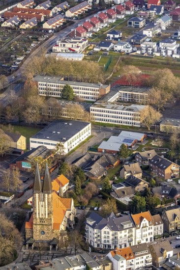 Aerial view Beisenkamp-Gymnasium und Pfarrei St. Franziskus von Assisi Church of Our Dear Lady in Hamm, Ruhr area, North Rhine-Westphalia, Germany, Am Beisenkamp, place of worship, education, educational institution, DE, Europe, religious community, place of worship, Hamm, holy site, church, parish, denomination, educational institute, aerial view, aerial photograph, aerial photography, aerial photography, Rhine-Ruhr metropolitan region, religion, religious site, school, overview, bird's-eye view, overview