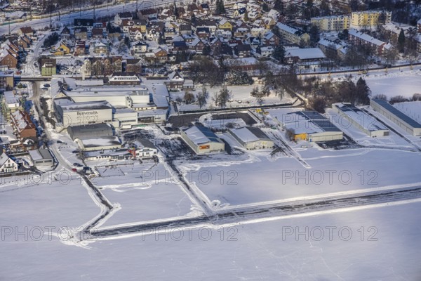 Aerial photo, airfield EDLH, snow-covered areas, winter, cleared runway, centre, Hamm, Ruhr area, North Rhine-Westphalia, Germany, DE, Europe, aerial photo, aerial photography, aerial photography, snow, overview, bird's-eye view, view, overview, EDLH, airfield, flying, air sports, leisure, pilot
