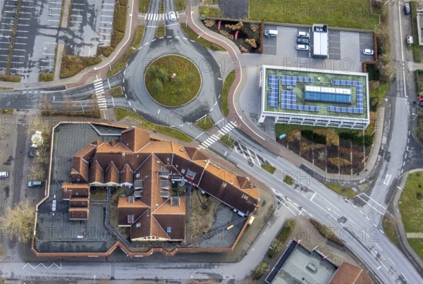 Aerial view MaxiCenter in Hamm, Ruhr area, North Rhine-Westphalia, Germany, DE, shopping, shopping markets, shopping place, shopping centre, Europe, Hamm, roundabout, aerial view, aerial photograph, aerial photography, Maxi-Center, Metropolregion Rhein-Ruhr, local supply centre, shopping centre, overview, bird's-eye view, overview