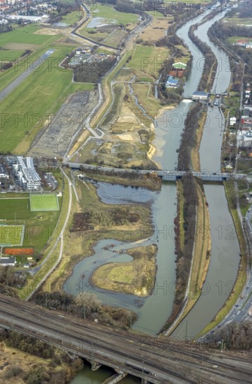 Aerial view, Lippe reconstruction, river Lippe, Lippe beach, runway with taxiway area of Hamm-Lippewiesen airfield EDLH in the district of Heessen, Datteln-Hamm canal, Lippeseitenkanal, construction site dam relocation, Hamm, Ruhr area, North Rhine-Westphalia, Germany, DE, Europe, birds-eyes view, aerial view, aerial photography, aerial photography, overview, bird's eye view