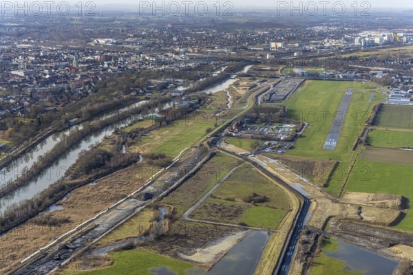 Aerial view, Lippe reconstruction, river Lippe, Lippe beach, runway with taxiway area of Hamm-Lippewiesen airfield EDLH in the district of Heessen, Datteln-Hamm canal, Lippeseitenkanal, construction site dam relocation, Hamm, Ruhr area, North Rhine-Westphalia, Germany, DE, Europe, birds-eyes view, aerial view, aerial photography, aerial photography, overview, bird's eye view