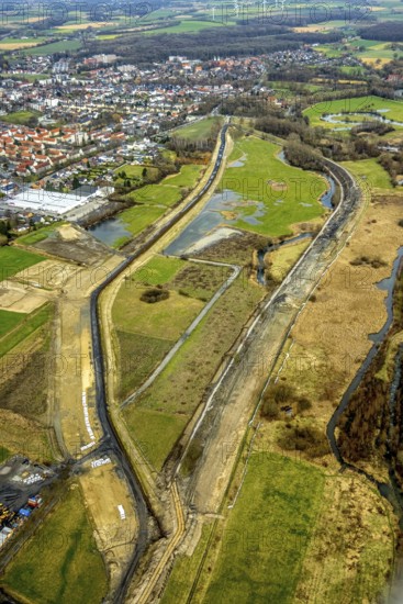 Aerial view, Lippe reconstruction, river Lippe, Lippe beach, runway with taxiway area of Hamm-Lippewiesen airfield EDLH in the district of Heessen, Datteln-Hamm canal, Lippeseitenkanal, construction site dam relocation, Hamm, Ruhr area, North Rhine-Westphalia, Germany, DE, Europe, birds-eyes view, aerial view, aerial photography, aerial photography, overview, bird's eye view