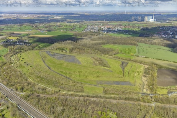 Aerial view, Sundern spoil tip, Pelkum, Hamm, Ruhr area, North Rhine-Westphalia, Germany, spoil tip, DE, Europe, distant view, spoil tip, aerial view, aerial photography, aerial photography, Sundern spoil tip, overview, bird's eye view, birds-eyes view, overview