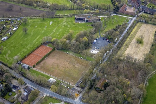 Aerial view, sports field Dolberger Straße with tennis courts near Heessen Castle, Lippeauen, Heessen, Hamm, Ruhr area, North Rhine-Westphalia, Germany, DE, Europe, football field, football club, aerial view, aerial photography, aerial photography, sports, sports facilities, sports field, sports facility, tennis, tennis facility, tennis courts, tennis club, overview, bird's-eye view, overview