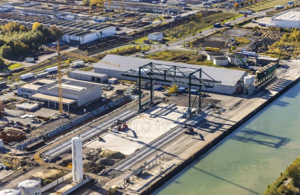 Aerial view, Lanfer Logistics and Maxi Terminal in the harbour at the Datteln-Hamm Canal in the district of Herringen in Hamm, Ruhr area, North Rhine-Westphalia, Germany, DE, Europe, distant view, commercial area, harbour, Hamm, industrial area, aerial view, aerial photography, aerial photography, overview, bird's-eye view, overview