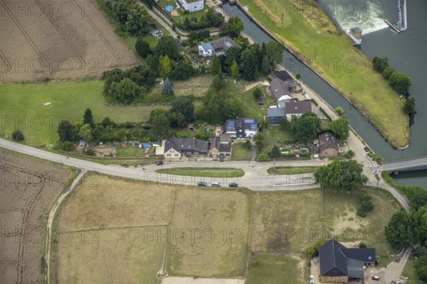 Aerial view, at the Dahlhauser swimming bridge, a week ago there was still land under water at this point - the Ruhr was flooding, course of the Ruhr, Winz, Hattingen, Ruhr area, North Rhine-Westphalia, Germany, DE, Europe, birds-eyes view, aerial view, aerial photography, aerial photography, overview, overview, bird's eye view, in front of and after