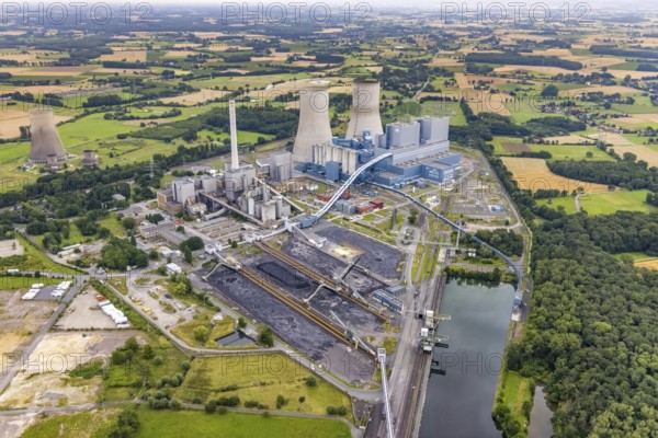 Aerial view, RWE power plant Westfalen, Uentrop, Hamm, Ruhr area, North Rhine-Westphalia, Germany, DE, power plant, Europe, distant view, shapes and colours, coal-fired power plant, cooling towers, aerial view, aerial photography, aerial photography, tower, overview, bird's-eye view, twin towers, birds-eyes view, overview