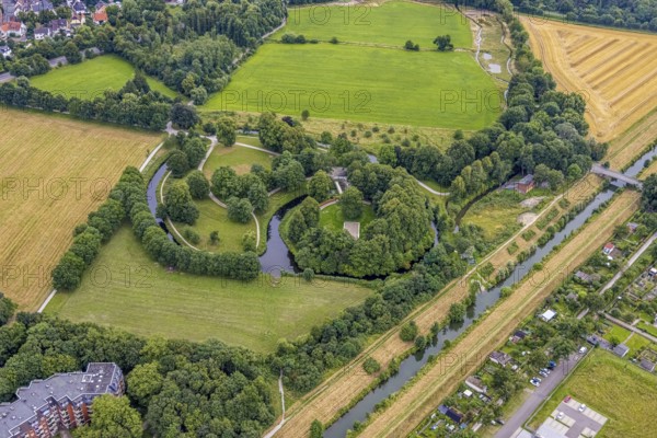 Aerial view, Burghügel Mark, Uentrop, Hamm, Ruhr area, North Rhine-Westphalia, Germany, fortification, ground monument, Burg Mark, DE, monument protection, Europe, aerial view, aerial photography, aerial photography, Marker Burghügel, sight, overview, bird's eye view, moat, birds-eyes view, overview