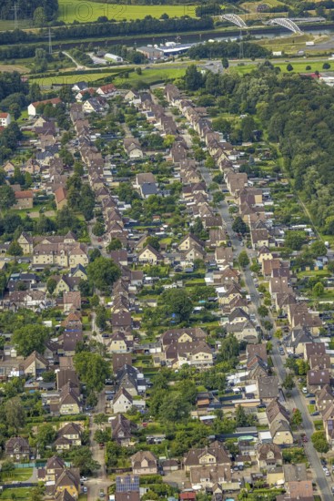 Aerial view, Isenbecker Hof colliery housing estate with Am Bremsberg, Juffernbuschstraße and Seelhofstraße in the district of Herringen in Hamm, Ruhr area, North Rhine-Westphalia, Germany, workers' housing estate, miners' housing estate, DE, Europe, property tax, Hamm, real estate, aerial photograph, aerial photography, aerial photography, overview, bird's eye view, housing estate, housing and living, residential area, residential buildings, housing quality, residential neighbourhood, housing estate, birds-eyes view, overview