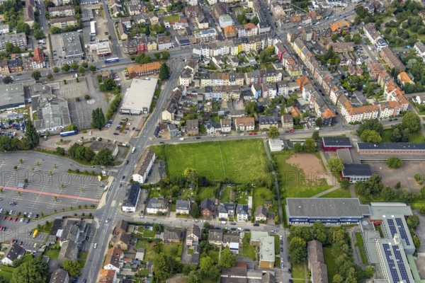 Aerial view, green meadow at the corner of Lohauserholzstraße and Auf dem Hilkenhohl in Mitte, building maintenance area, Hamm, Ruhr area, North Rhine-Westphalia, Germany, DE, Europe, aerial view, aerial photography, aerial photography, overview, bird's-eye view, green meadow, overview