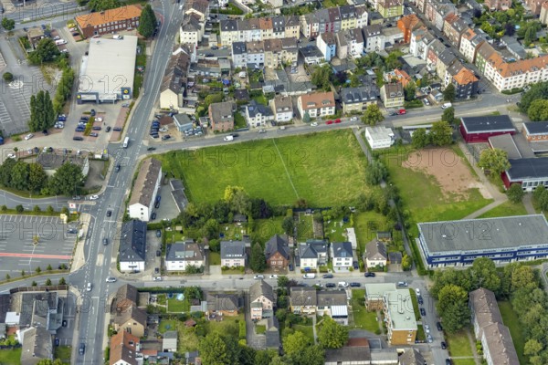 Aerial view, green meadow at the corner of Lohauserholzstraße and Auf dem Hilkenhohl in Mitte, building maintenance area, Hamm, Ruhr area, North Rhine-Westphalia, Germany, DE, Europe, aerial view, aerial photography, aerial photography, overview, bird's-eye view, green meadow, overview