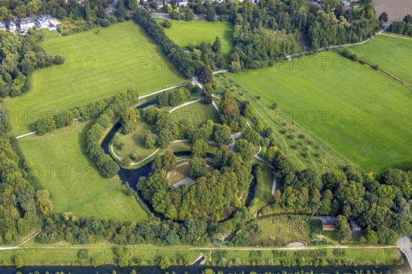 Aerial view, Burghügel Mark in the district Uentrop in Hamm, Ruhr area, North Rhine-Westphalia, Germany, DE, Europe, Hamm, aerial view, aerial photography, aerial photography, Marker Burghügel, sight, overview, bird's-eye view, overview