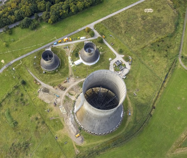 Aerial view, RWE power plant Westfalen and demolition of the small cooling towers in the district Uentrop in Hamm, Ruhr area, North Rhine-Westphalia, Germany, DE, Europe, Hamm, power plant, cooling towers, aerial view, aerial photography, aerial photography, overview, bird's-eye view, overview