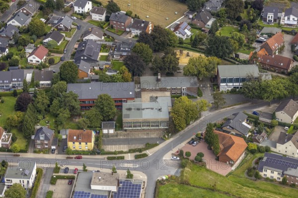 Aerial photo, Alfred-Delp-Schule in the district Westtünnen in the district Rhynern in Hamm, Ruhr area, North Rhine-Westphalia, Germany, education, educational institution, DE, Europe, Hamm, educational institute, aerial photo, aerial photography, aerial photography, school, overview, bird's eye view, birds-eyes view, overview