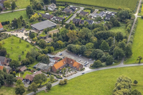 Aerial view, Haus Splietker Restaurant with outdoor catering in the Rhynern district of Hamm, Ruhr area, North Rhine-Westphalia, Germany, outdoor catering, beer garden, café, DE, Europe, inn, gastronomy, Hamm, aerial view, aerial photography, aerial photography, restaurant, overview, bird's eye view, birds-eyes view, overview, café