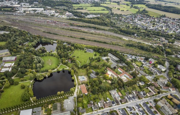Aerial view, Friedrich-Ebert-Park in the district Mitte in Hamm, Ruhr area, North Rhine-Westphalia, Germany, DE, Europe, Hamm, aerial view, aerial photography, aerial photography, park, overview, bird's eye view, birds-eyes view, overview