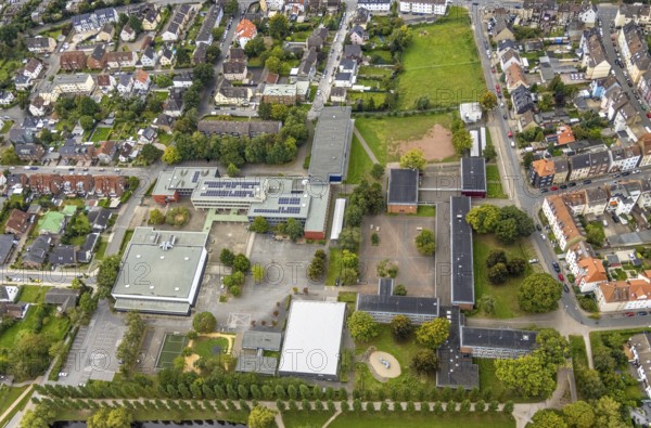 Aerial view, Märkisches Gymnasium Hamm and Friedrich-Ebert-Realschule in the district Pelkum in Hamm, Ruhr area, North Rhine-Westphalia, Germany, education, educational institution, DE, Europe, grammar school, Hamm, educational institute, aerial view, aerial photography, aerial photography, secondary school, school, overview, bird's eye view, birds-eyes view, overview