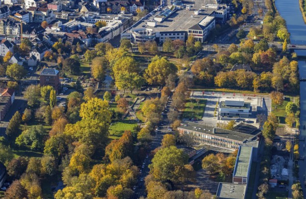 Aerial view, connection between Nordpark and city centre to the water sports centre at the Adenauerallee and Nordringpark in the district Mitte in Hamm, Ruhr area, North Rhine-Westphalia, Germany, DE, Europe, Hamm, aerial view, aerial photography, aerial photography, park, sports centre, overview, bird's eye view, birds-eyes view, overview