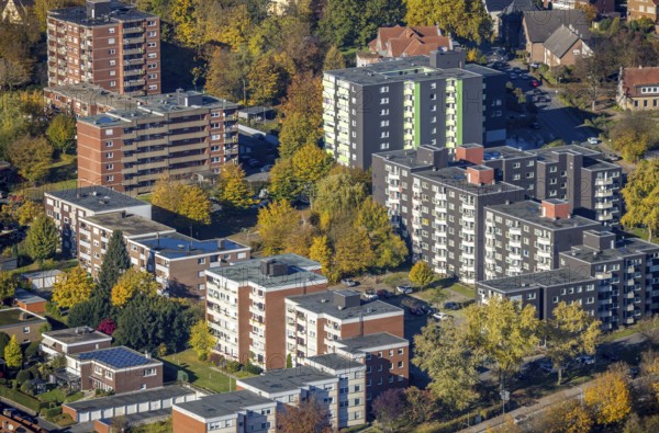 Aerial view, high-rise housing estate Tannhäuser Straße Berliner Straße in the district Bockum-Hövel in Hamm, Ruhr area, North Rhine-Westphalia, Germany, DE, Europe, property tax, Hamm, high-rise buildings, real estate, aerial view, aerial photography, aerial photography, apartment buildings, overview, bird's-eye view, housing estate, living and living, residential area, residential buildings, quality of living, residential neighbourhood, housing estate, birds-eyes view, overview