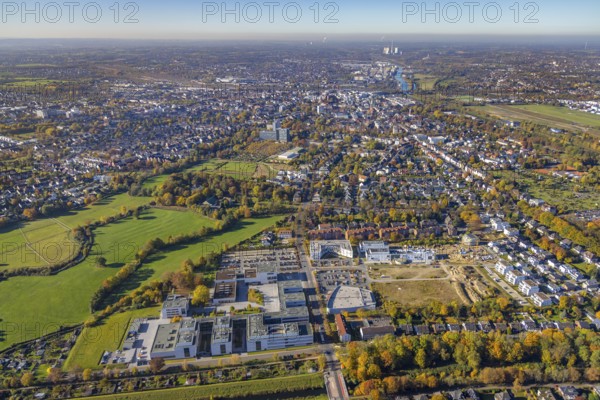 Aerial view, city view Hamm with Hamm-Lippstadt University of Applied Sciences and construction site SCI:Q Science Quarter in the Mitte district of Hamm, Ruhr area, North Rhine-Westphalia, Germany, construction work, building, construction area, building site, building plots, construction project, construction site, education, educational institution, DE, Europe, distant view, business park, property tax, Hamm, university, real estate, industrial area, aerial view, aerial photography, aerial photography, Marker Allee, new building, Paracelsuspark, Science Quarter Hamm, Techpark, overview, university, bird's-eye view, science quarter, housing estate, living and living, residential area, residential buildings, residential quarter, housing estate, birds-eyes view, overview