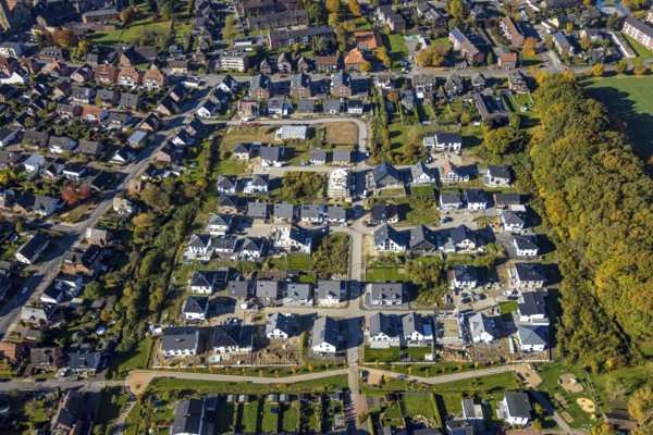 Aerial view, new construction, residential park Schulze-Everding Everdings Hof in the district Bockum-Hövel in Hamm, Ruhr area, North Rhine-Westphalia, Germany, construction work, construction area, building site, building plots, construction project, construction site, DE, single-family houses, Europe, property tax, Hamm, real estate, aerial photograph, aerial photography, aerial photography, new construction, overview, bird's-eye view, residential complex, living and living, residential area, residential buildings, residential quality, residential neighbourhood, residential estate, birds-eyes view, overview