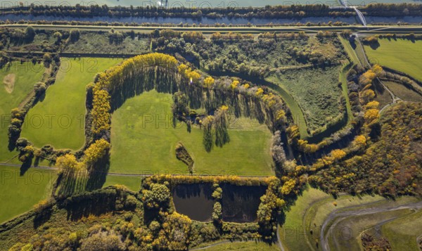 Aerial view, Alte Lippe in the district Bockum-Hövel in Hamm, Ruhr area, North Rhine-Westphalia, Germany, Alter Lippearm, DE, Europe, slag heap, Hamm, aerial view, aerial photography, aerial photography, nature reserve Alte Lippe, overview, bird's eye view, forest, birds-eyes view, overview