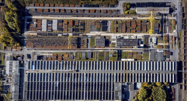 Aerial view, Mannesmann Precision Tubes / Mannesmann Line Pipe Lager am Datteln-Hamm-Kanal im Stadtteil Herringen in Hamm, Ruhr Area, North Rhine-Westphalia, Deutschland, DE, Europa, Formen und Farben, Gewerbebetriebe, Gewerbefläche, Gewerbebestandort, Gewerbliche Nutzung, Hafenstraße, Hamm, Industriegebiet, Industriegebäude, Industriestandort, Luftaufnahme, Luftbildfotografie, Luftfotografie, Übersicht, Vogelperspektive, birds-eyes view, overview