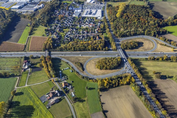 Aerial view, motorway A1 with junction Hamm Bergkamen and Kaufland supermarket at Ostenhellweg in the district Herringen in Hamm, Ruhr area, North Rhine-Westphalia, Germany, motorway junction, DE, shopping markets, Europe, Hamm, aerial view, aerial photography, aerial photography, overview, birds-eyes view, overview