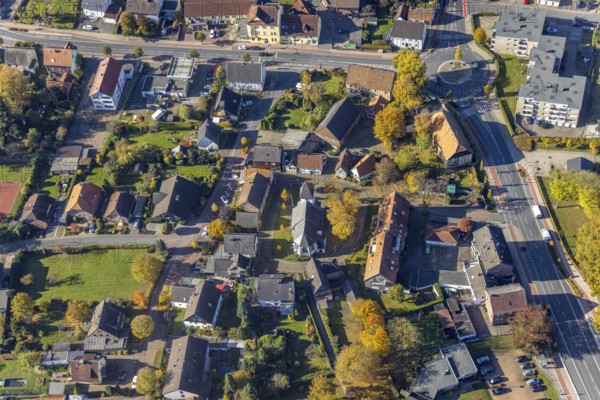 Aerial view, evang. Jakobus-Kirche in the residential area Kamener Straße with roundabout in the district Pelkum in Hamm, Ruhr area, North Rhine-Westphalia, Germany, place of worship, DE, Europe, religious community, place of worship, property tax, Hamm, holy place, real estate, church, parish, denomination, roundabout, roundabout, aerial view, aerial photography, aerial photography, religion, religious site, overview, bird's-eye view, residential area, living and life, residential area, residential buildings, quality of life, residential neighbourhood, housing estate, birds-eyes view, overview