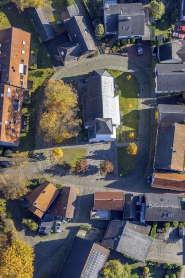 Aerial view, evang. Jakobus-Kirche - Kirchengemeinde Pelkum-Wiescherhöfen in the district Pelkum in Hamm, Ruhr area, North Rhine-Westphalia, Germany, place of worship, DE, Europe, religious community, place of worship, Hamm, holy place, church, parish, denomination, aerial view, aerial photography, aerial photography, religion, religious site, overview, bird's-eye view, overview