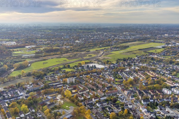 Aerial view, New course of the flood dyke between Münsterstraße and Fährstraße on the river Lippe and Hamm airfield in the district of Heessen in Hamm, Ruhr area, North Rhine-Westphalia, Germany, construction work, construction area, building site, building plots, construction project, construction site, DE, Europe, airfield, Hamm, runway, aerial view, aerial photography, aerial photography, runway, overview, bird's-eye view, overview