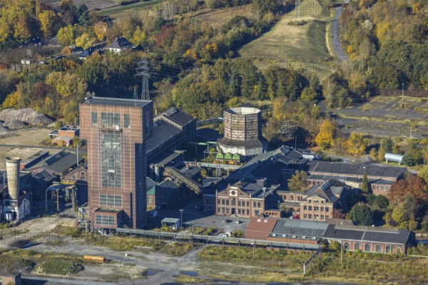 Aerial view, CreativRevier Hamm at the former Ost Zeche Heinrich Robert colliery with hammerhead tower in the Pelkum district of Hamm, Ruhr area, North Rhine-Westphalia, Germany