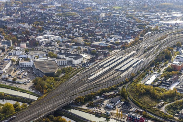 Aerial view, Hamm central station in the district Mitte in Hamm, Ruhr area, North Rhine-Westphalia, Germany, railway tracks, railway station, DE, Deutsche Bahn AG, Europe, Hamm, Hamm central station, main station, Hbf, aerial photograph, aerial photography, aerial photography, overview, bird's-eye view, birds-eyes view, overview