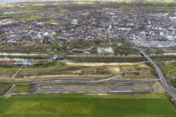Aerial view, Lippe floodplain experience project, dyke area between city centre and airfield, new course of the flood dyke, river Lippe and Datteln-Hamm canal, Heessen, Hamm, Ruhr area, North Rhine-Westphalia, Germany, construction area, construction site, building plots, construction project, DE, Europe, aerial view, aerial photography, aerial photography, overview, bird's-eye view, bird's-eye view, overview