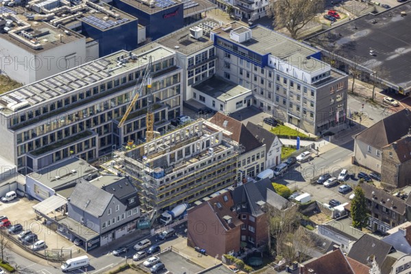 Aerial photo, Widumstraße construction site for new WA office building, Westfälischer Anzeiger, Radio Lippewelle Hamm in Mitte, Hamm, Ruhr area, North Rhine-Westphalia, Germany, construction work, construction area, construction site, building plots, construction project, construction site, DE, Europe, commercial enterprises, commercial area, commercial area, commercial site, commercial use, industrial building, industrial site, aerial view, aerial photography, aerial photography, new building, photovoltaic, photovoltaic plant, solar, solar plant, solar energy, solar energy, Stadtanzeiger Hamm, overview, bird's-eye view, newspaper publisher, birds-eyes view, overview
