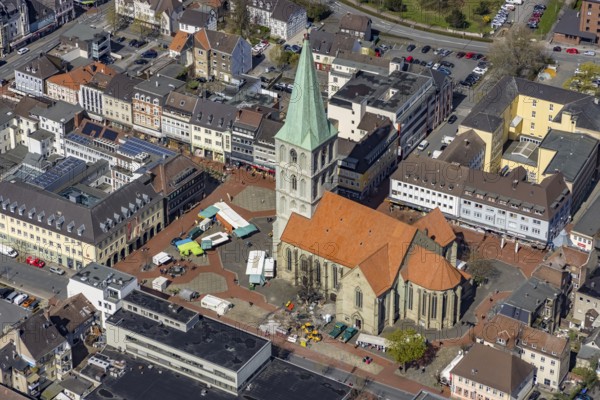 Aerial view, market place and St Paul's Church, centre, Hamm, Ruhr area, North Rhine-Westphalia, Germany, place of worship, construction site, DE, shopping markets, shopping place, Europe, pedestrian zone, religious community, place of worship, holy place, church, parish, denomination, aerial view, aerial photography, aerial photography, market place, market stalls, religion, religious site, overview, bird's eye view, weekly market market, birds-eyes view, overview