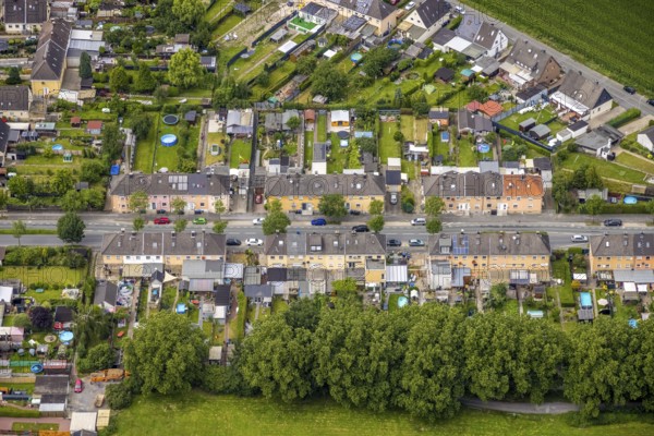 Aerial view, residential buildings with garden on Wittekindstraße, Bockum-Hövel, Hamm, Ruhr area, North Rhine-Westphalia, Germany, DE, Europe, property tax, real estate, aerial view, aerial photography, aerial photography, overview, bird's-eye view, residential complex, living and living, residential area, residential buildings, quality of living, housing estate, birds-eyes view, overview