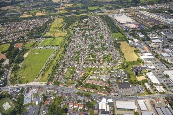 Aerial view, workers' housing estate Isenbecker Hof, Juffernbuschstraße, Herringen, Hamm, Ruhr area, North Rhine-Westphalia, Germany, miners' housing estate, DE, Europe, property tax, real estate, aerial view, aerial photography, aerial photography, overview, bird's-eye view, housing estate, housing and living, residential area, residential buildings, housing quality, residential neighbourhood, housing estate, birds-eyes view, overview