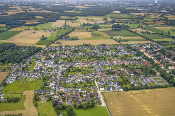 Aerial view, residential area Herringen and construction site Bürgermeister-shepherd-Weg, Herringen, Hamm, Ruhr area, North Rhine-Westphalia, Germany, construction work, construction area, construction site, building plots, construction measure, construction project, construction site, DE, Europe, property tax, real estate, aerial view, aerial photography, aerial photography, new construction, overview, bird's eye view, residential complex, living and life, residential area, residential buildings, residential quality, housing estate, birds-eyes view, overview