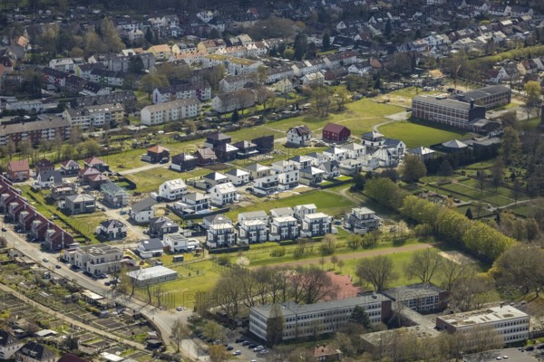 Aerial view, housing estate and development area Auf dem Beisenkamp, centre, Hamm, Ruhr area, North Rhine-Westphalia, Germany, DE, Europe, property tax, real estate, aerial view, aerial photography, aerial photography, overview, bird's-eye view, housing estate, housing and living, residential area, residential buildings, quality of living, residential quarter, housing estate, birds-eyes view, overview