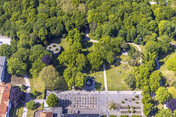 Aerial view of the spa hotel Hamm, spa hotel Bad Hamm, largest beer garden in Hamm, next to the manual therapy clinic, spa garden, Uentrop, Hamm, Ruhr area, North Rhine-Westphalia, Germany, DE, Europe, aerial photo, birds-eyes view, aerial photography, aerial photography, overview, bird's eye view