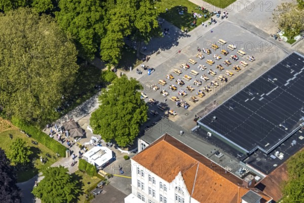 Aerial view of the spa hotel Hamm, spa hotel Bad Hamm, largest beer garden in Hamm, next to the manual therapy clinic, spa garden, Uentrop, Hamm, Ruhr area, North Rhine-Westphalia, Germany, DE, Europe, aerial photo, birds-eyes view, aerial photography, aerial photography, overview, bird's eye view