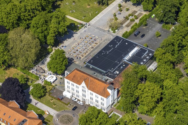 Aerial view of the spa hotel Hamm, spa hotel Bad Hamm, largest beer garden in Hamm, next to the manual therapy clinic, spa garden, Uentrop, Hamm, Ruhr area, North Rhine-Westphalia, Germany, DE, Europe, aerial photo, birds-eyes view, aerial photography, aerial photography, overview, bird's eye view