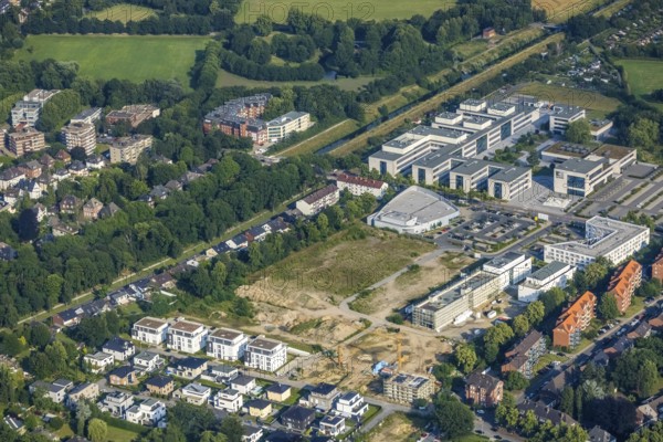 Aerial view, Hamm-Lippstadt University of Applied Sciences, university campus, SCI:Q Science Quarter Hamm, centre, Hamm, Ruhr area, North Rhine-Westphalia, Germany, education, educational institution, DE, Europe, university, aerial view, aerial photography, aerial photography, Marker Allee, Paracelsuspark, Science Quarter Hamm, Techpark, overview, university, bird's-eye view, science quarter, birds-eyes view, overview