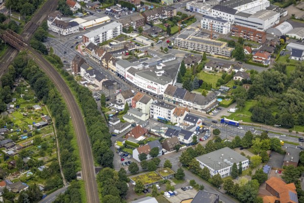 Aerial view, residential area Münsterstraße am Bahndamm, between Bockumer Weg and Nordenstiftsweg, Heessen, Hamm, Ruhr area, North Rhine-Westphalia, Germany, DE, Europe, property tax, real estate, aerial view, aerial photography, aerial photography, overview, bird's-eye view, housing estate, residential area, residential buildings, residential quality, residential neighbourhood, housing estate, birds-eyes view, overview