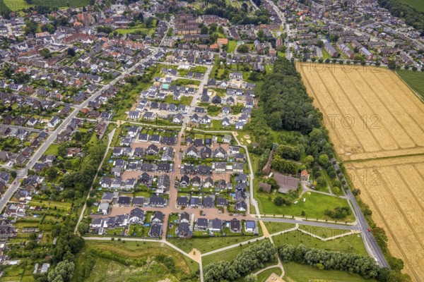 Aerial view, residential park Schulze-Everding, Bockum-Hövel, Hamm, Ruhr area, North Rhine-Westphalia, Germany, DE, Europe, property tax, real estate, aerial view, aerial photography, aerial photography, overview, bird's eye view, residential complex, living and living, residential area, residential buildings, residential quality, residential neighbourhood, housing estate, birds-eyes view, overview