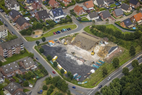 Aerial view, Am Dahlhof demolition Aldi supermarket for new building, Bockum-Hövel, Hamm, Ruhr area, North Rhine-Westphalia, Germany, demolition work, construction work, construction area, building site, building plots, construction project, construction site, DE, Europe, aerial view, aerial photography, aerial photography, overview, bird's-eye view, overview