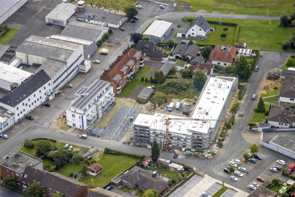Aerial view, construction site with new construction of flats at Seeburger Straße in the district Heessen in Hamm, Ruhr area, North Rhine-Westphalia, Germany, construction work, construction area, building site, building plots, construction project, construction site, DE, Europe, Hamm, aerial view, aerial photography, aerial photography, new construction, overview, bird's-eye view, overview